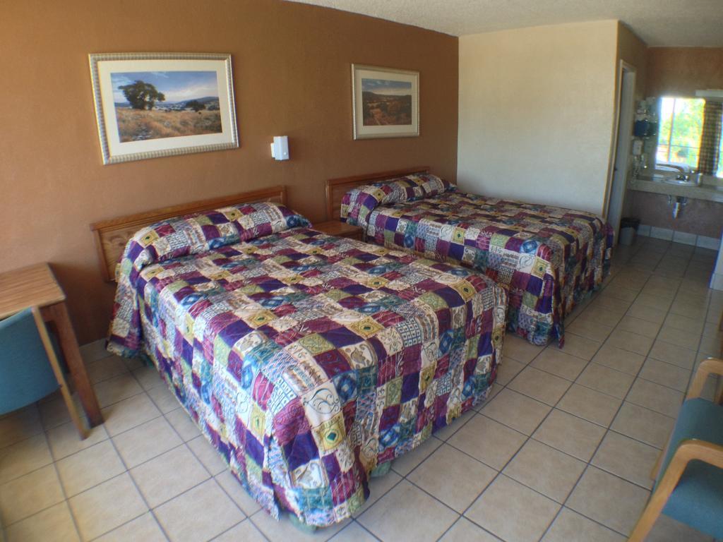 أوستن Budget Inn Motel الغرفة الصورة